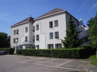 Agoda.com Apartments & Hotels France 