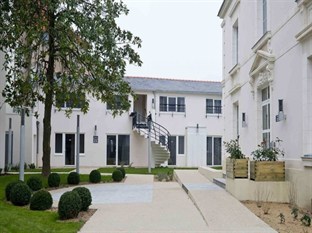 Agoda.com Apartments & Hotels France 