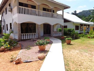 Agoda.com Seychelles Apartments & Hotels