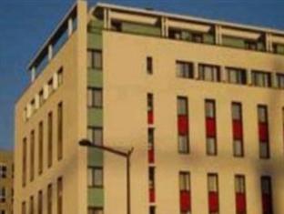 Agoda.com Apartments & Hotels France 