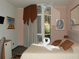 Agoda.com Italy Apartments & Hotels