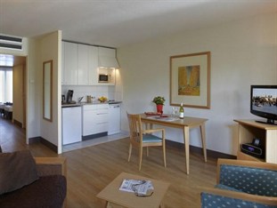 Agoda.com Apartments & Hotels France 