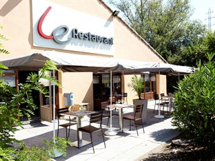 Agoda.com Apartments & Hotels France 