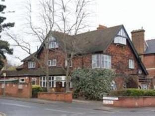 Agoda.com United Kingdom Apartments & Hotels