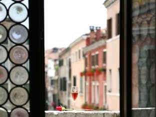 Agoda.com Italy Apartments & Hotels