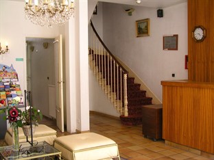 Agoda.com Apartments & Hotels France 