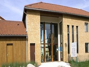 Agoda.com Apartments & Hotels France 