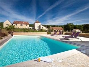 Agoda.com Apartments & Hotels France 