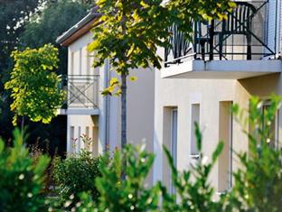 Agoda.com Apartments & Hotels France 