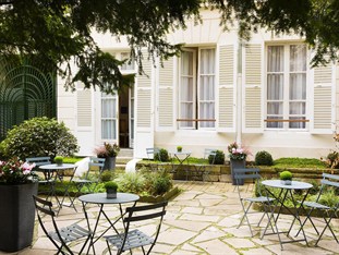 Agoda.com Apartments & Hotels France 