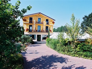 Agoda.com Italy Apartments & Hotels