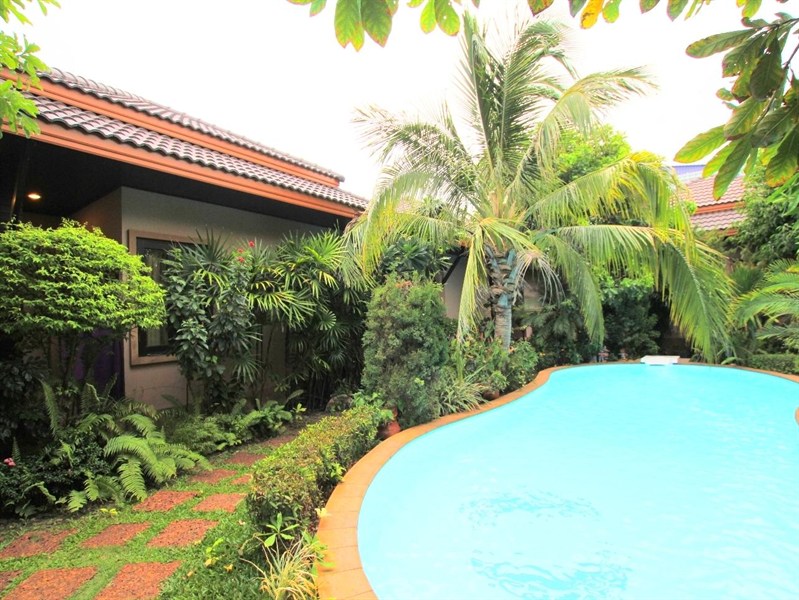 Agoda.com Thailand Apartments & Hotels