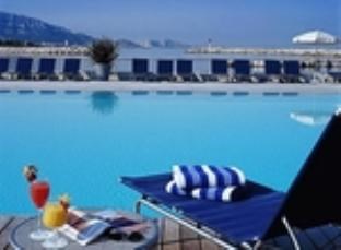 Agoda.com Apartments & Hotels France 