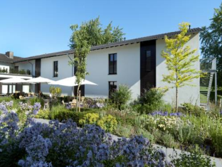 Agoda.com Germany Apartments & Hotels