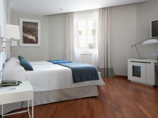 Agoda.com Spain Apartments & Hotels