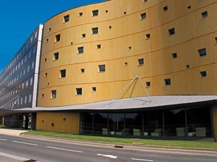 Agoda.com Apartments & Hotels France 