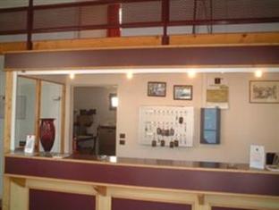 Agoda.com Apartments & Hotels France 