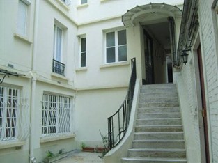 Agoda.com Apartments & Hotels France 