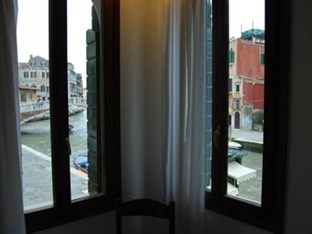Agoda.com Italy Apartments & Hotels