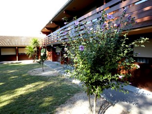 Agoda.com Apartments & Hotels France 