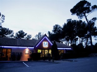 Agoda.com Apartments & Hotels France 