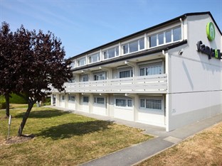 Agoda.com Apartments & Hotels France 