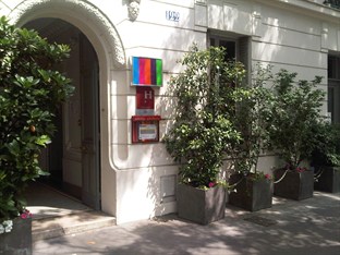 Agoda.com Apartments & Hotels France 