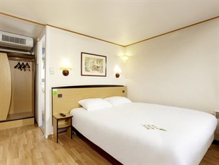 Agoda.com Apartments & Hotels France 