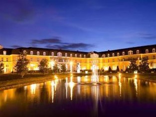 Agoda.com Apartments & Hotels France 