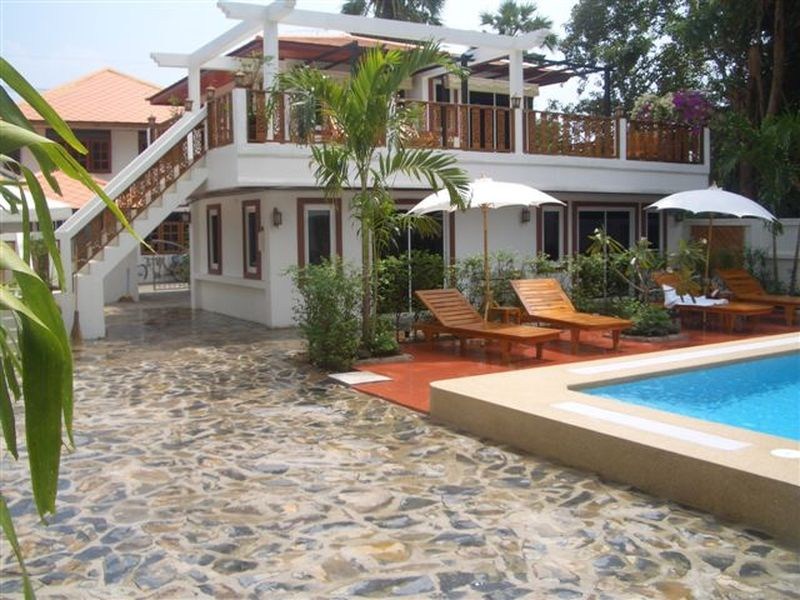 Agoda.com Thailand Apartments & Hotels