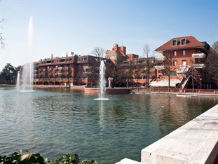 Agoda.com Italy Apartments & Hotels