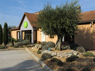 Agoda.com Apartments & Hotels France 
