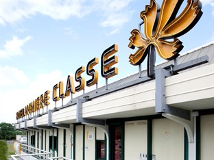 Agoda.com Apartments & Hotels France 