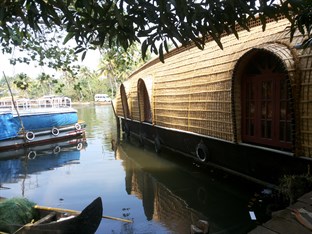 Agoda.com India Apartments & Hotels