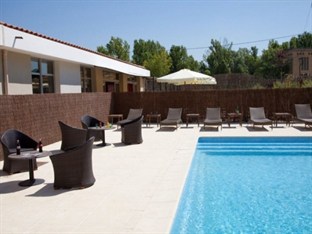 Agoda.com Apartments & Hotels France 
