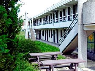 Agoda.com Apartments & Hotels France 