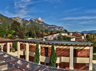 Agoda.com Apartments & Hotels France 