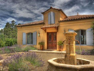 Agoda.com Australia Apartments & Hotels