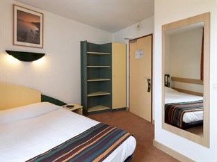 Agoda.com Apartments & Hotels France 