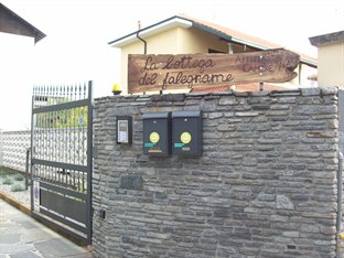 Agoda.com Italy Apartments & Hotels