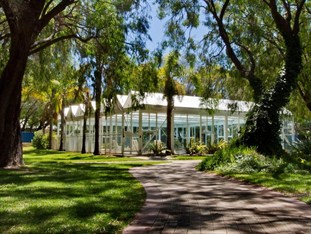 Agoda.com Australia Apartments & Hotels