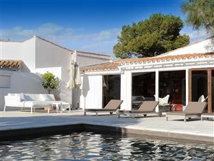 Agoda.com Apartments & Hotels France 