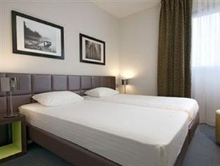 Agoda.com Apartments & Hotels France 