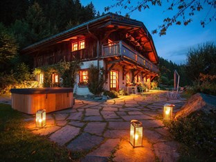 Agoda.com Apartments & Hotels France 