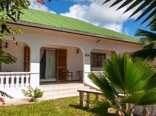 Agoda.com Seychelles Apartments & Hotels