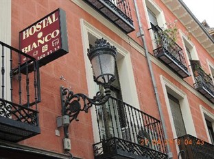 Agoda.com Spain Apartments & Hotels