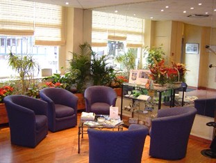 Agoda.com Apartments & Hotels France 