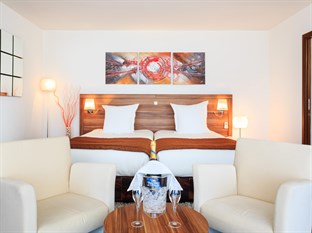 Agoda.com Apartments & Hotels France 