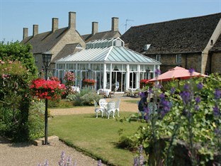 Agoda.com United Kingdom Apartments & Hotels