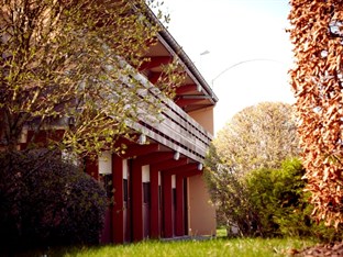 Agoda.com Apartments & Hotels France 